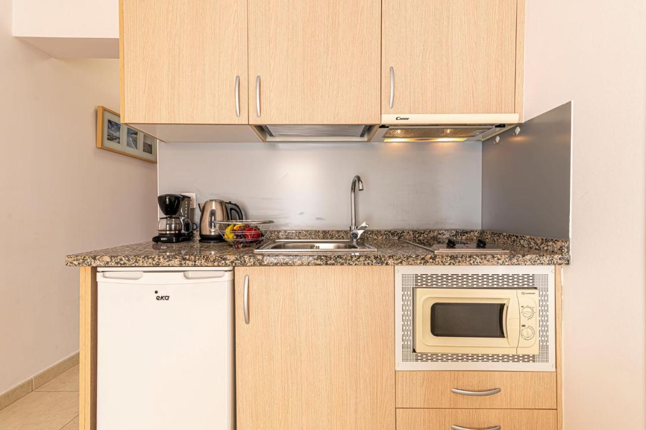 Apartamentos En El Centro De Los Cristianos Arona  Ngoại thất bức ảnh