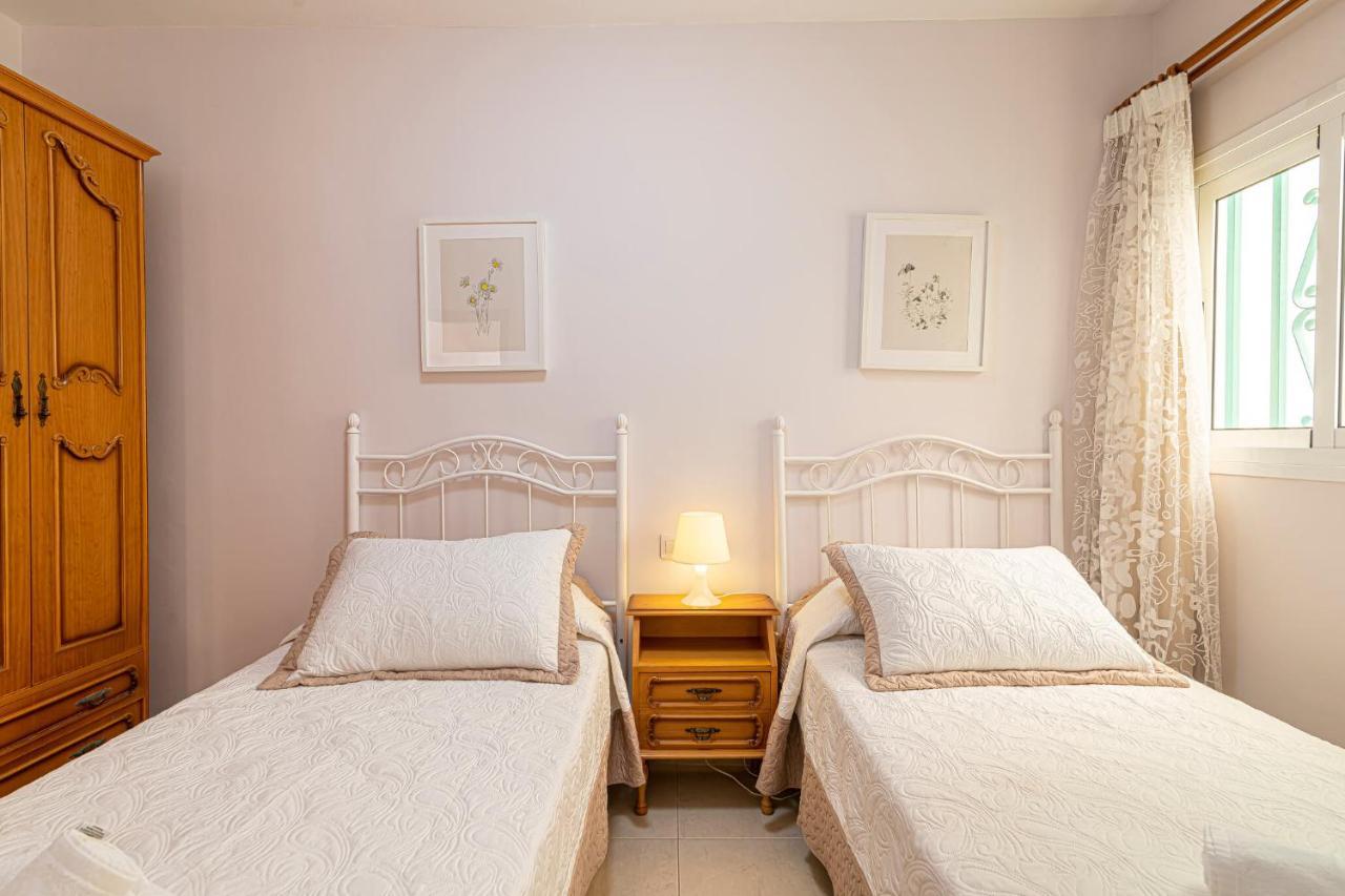 Apartamentos En El Centro De Los Cristianos Arona  Ngoại thất bức ảnh