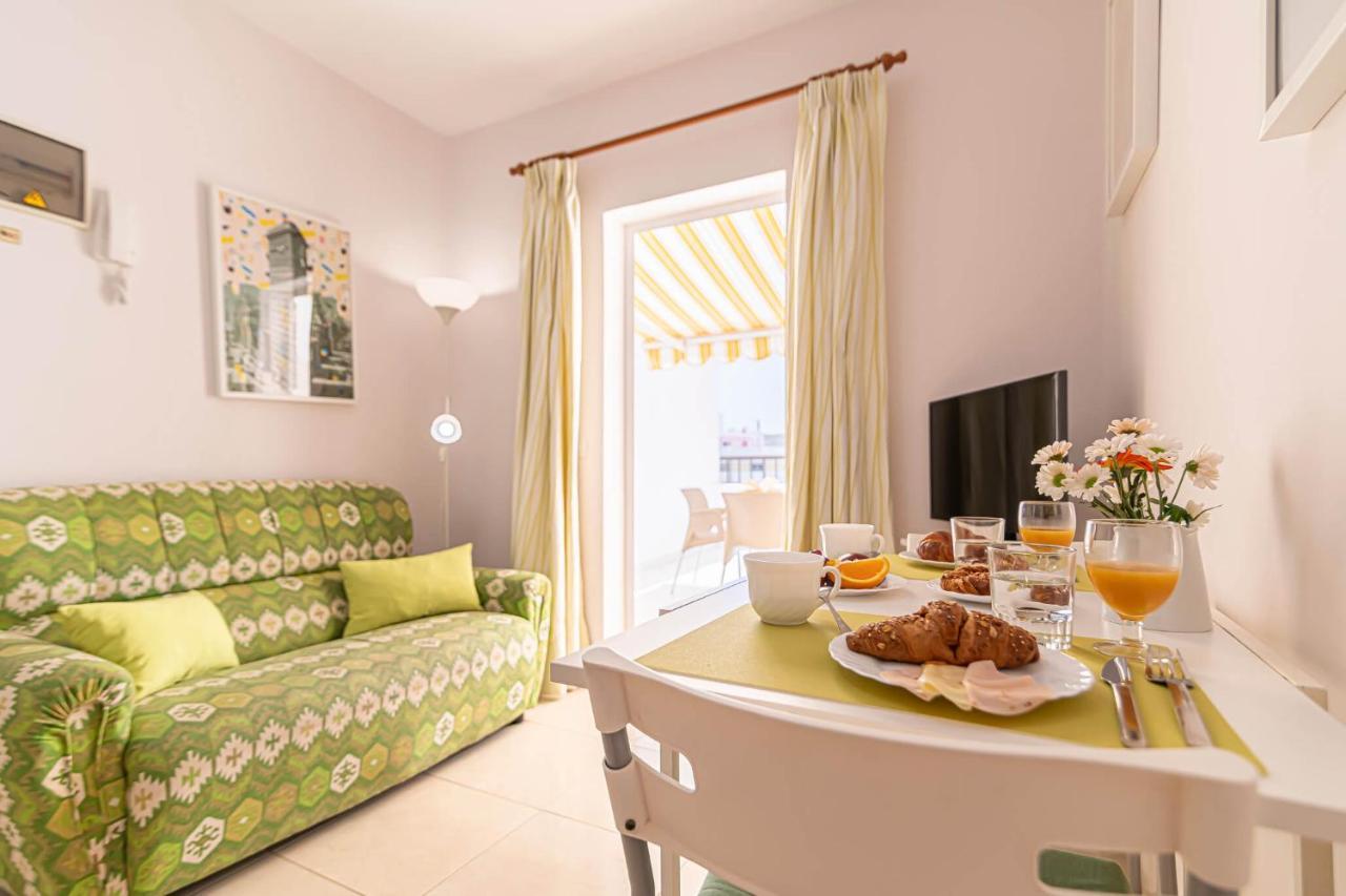 Apartamentos En El Centro De Los Cristianos Arona  Ngoại thất bức ảnh