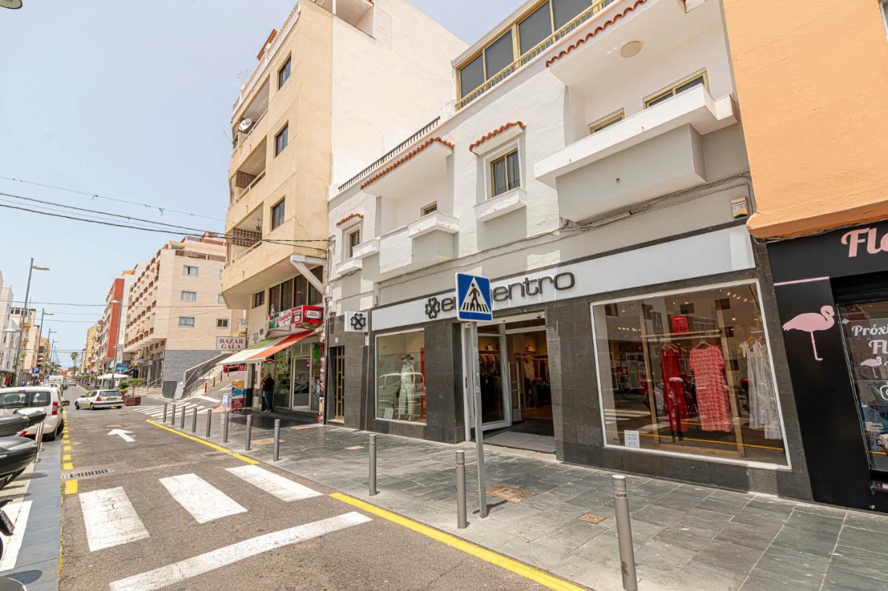 Apartamentos En El Centro De Los Cristianos Arona  Ngoại thất bức ảnh