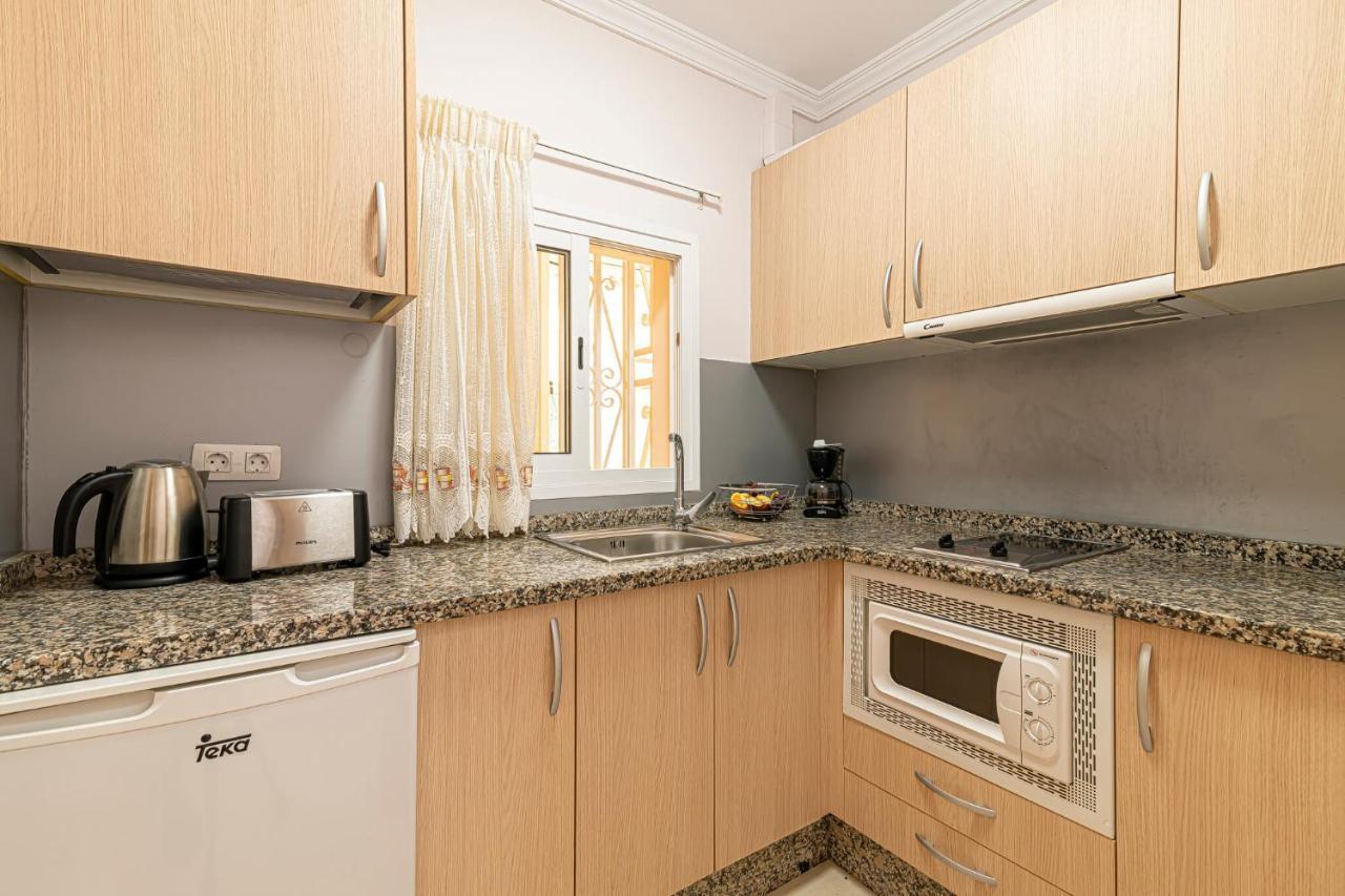 Apartamentos En El Centro De Los Cristianos Arona  Ngoại thất bức ảnh